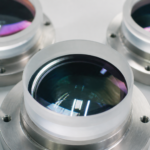 Syntec Optics: record di fatturato nel Q2 2026 e ordini fusione x7