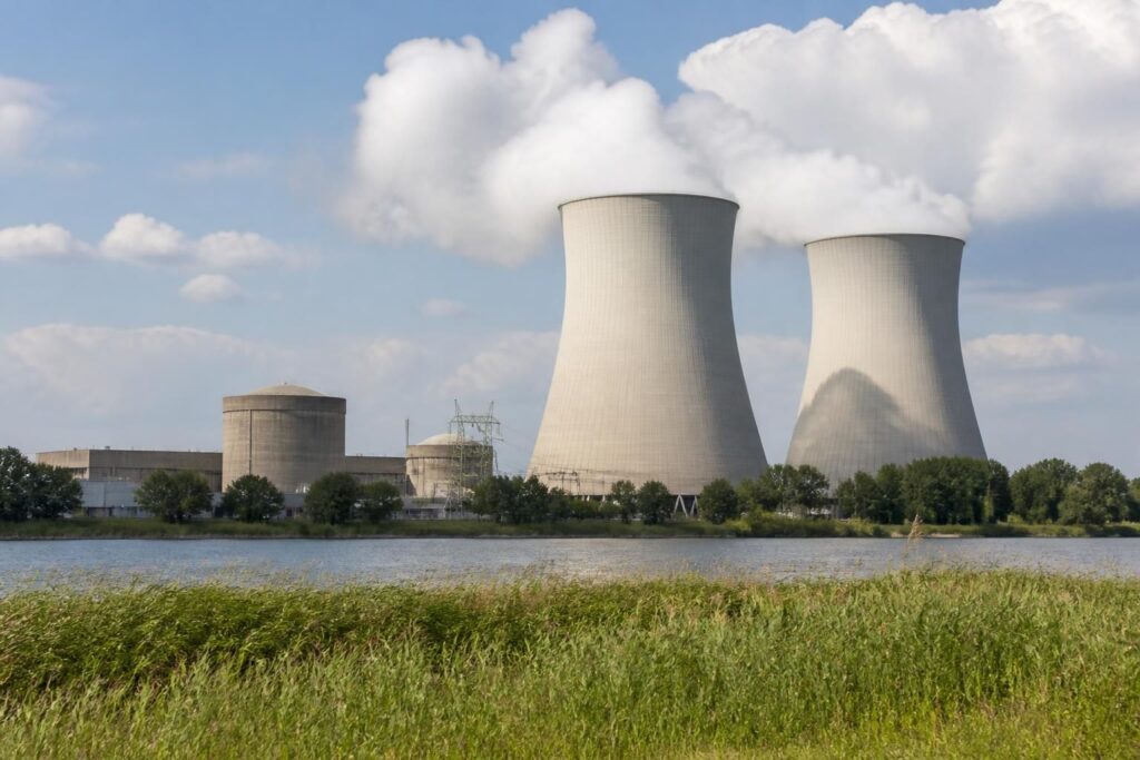 DC BLOX assume l’ex regolatrice Pridemore per negoziare PPA nucleari