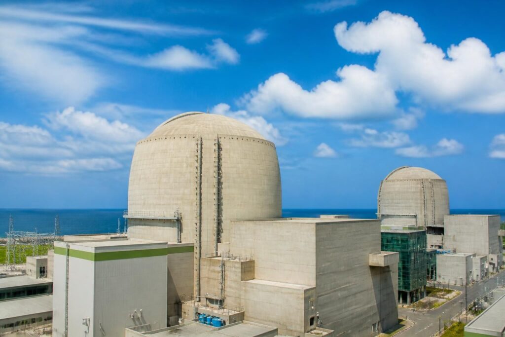 South Korea to Invest $120 Billion in 8 Nuclear Reactors in the US