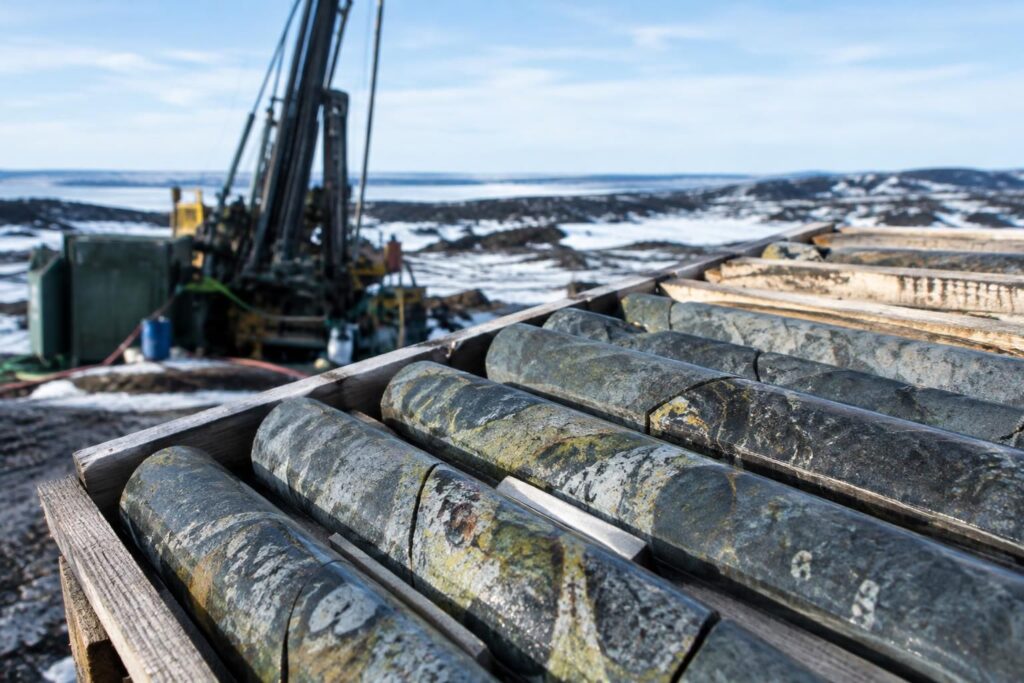 Azincourt Energy conferma mineralizzazione di uranio a Snegamook con i primi due fori da 540 metri