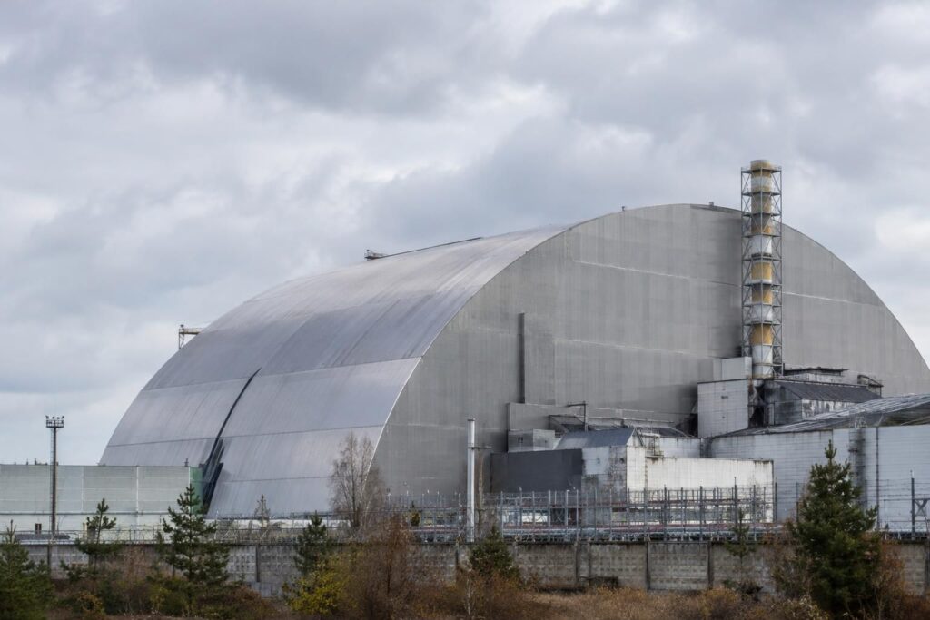 Il Regno Unito stanzia 17 milioni di sterline per riparare il sarcofago di Chernobyl
